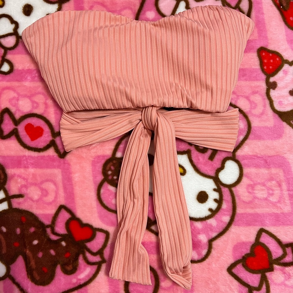 Akira : Salmon Pink Ridged Tube Top with a Tieable Bow ( Size : Medium )